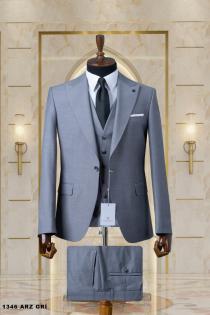 Plain Suit